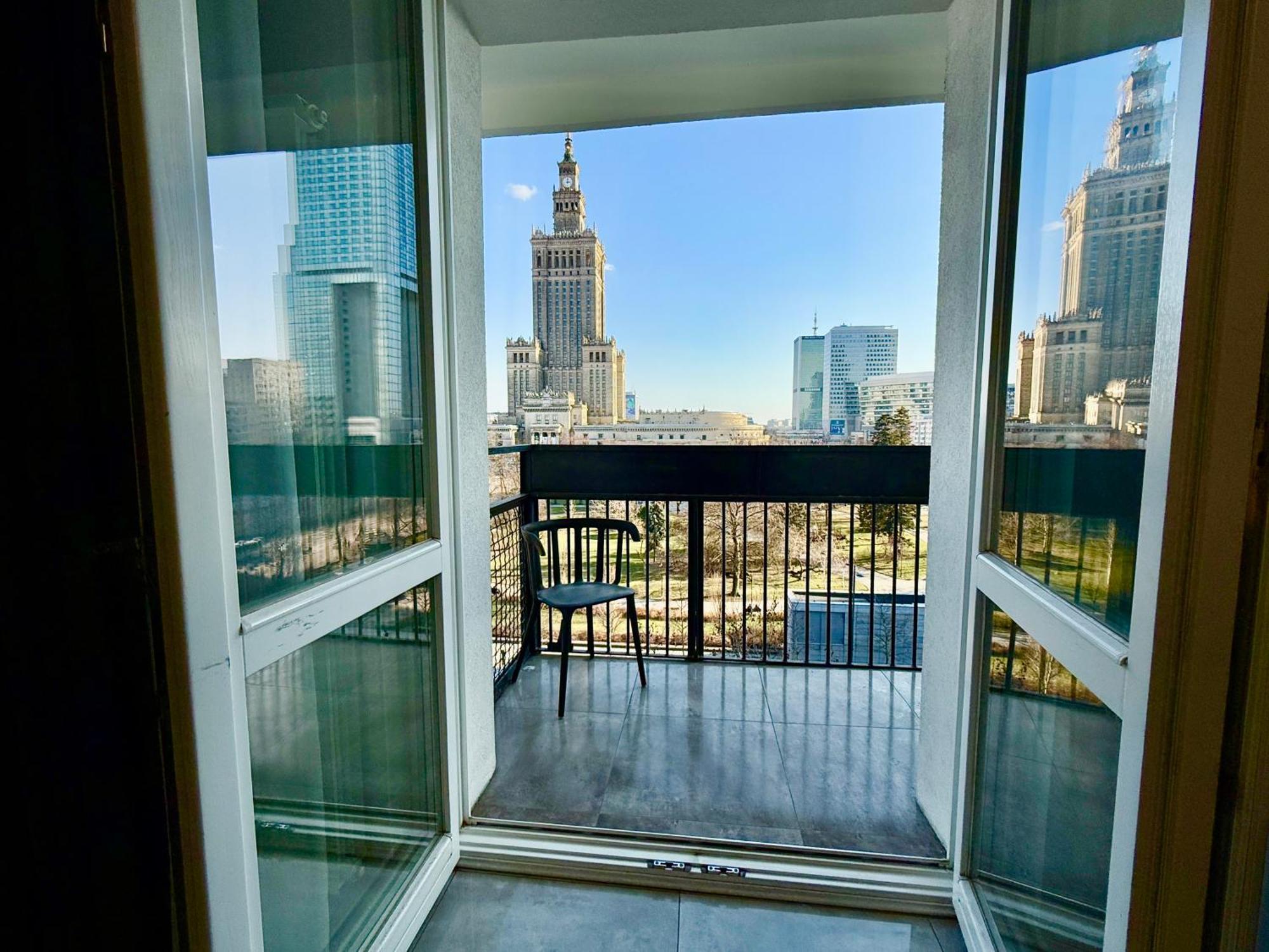 Apartment Class Metro Fast Wifi 100 Mbs 70'tv Netflix Hbo Max Disney+ Appletv+