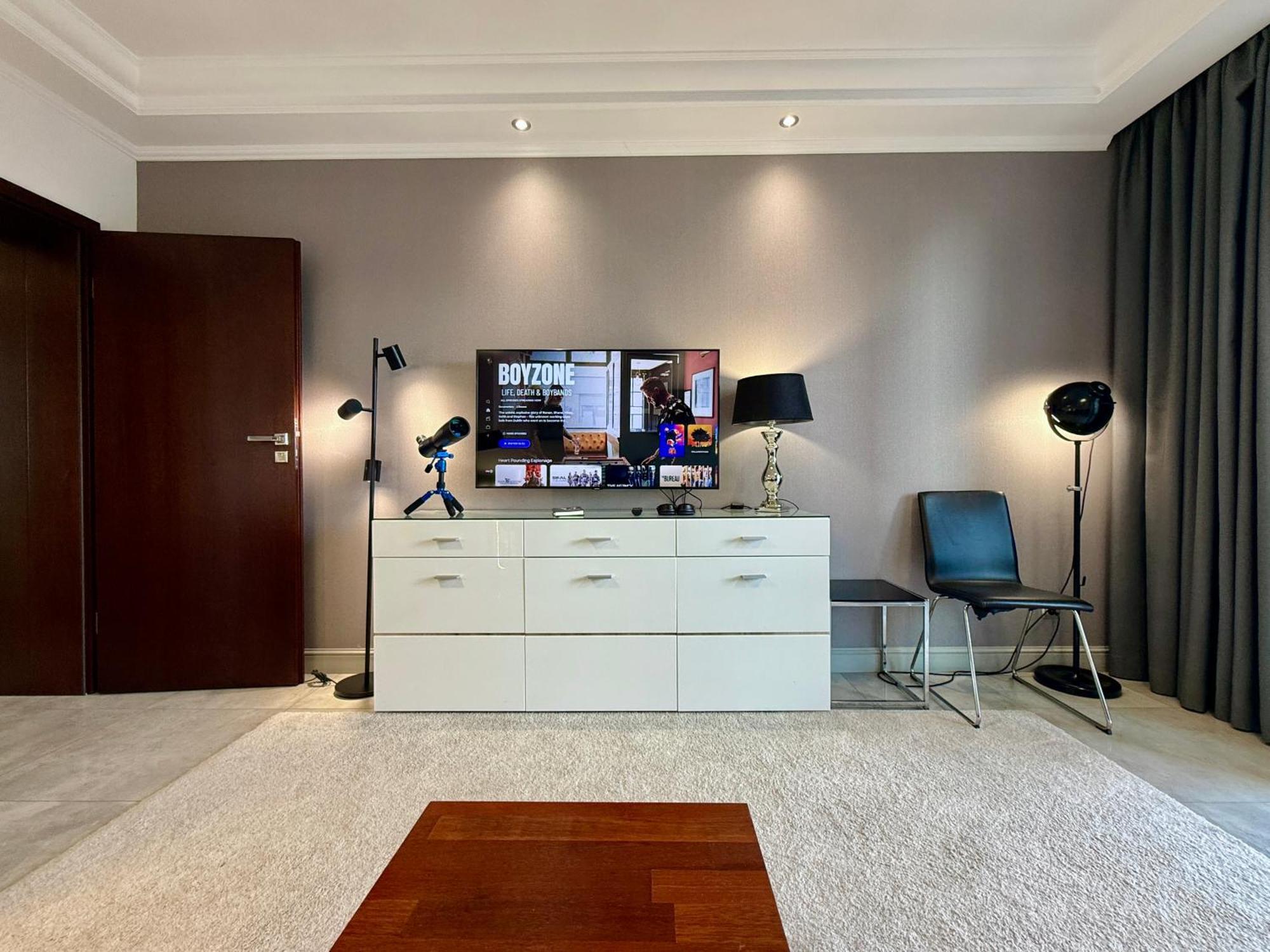 Class Metro Fast Wifi 100 Mbs 70'tv Netflix Hbo Max Disney+ Appletv+ Apartment *